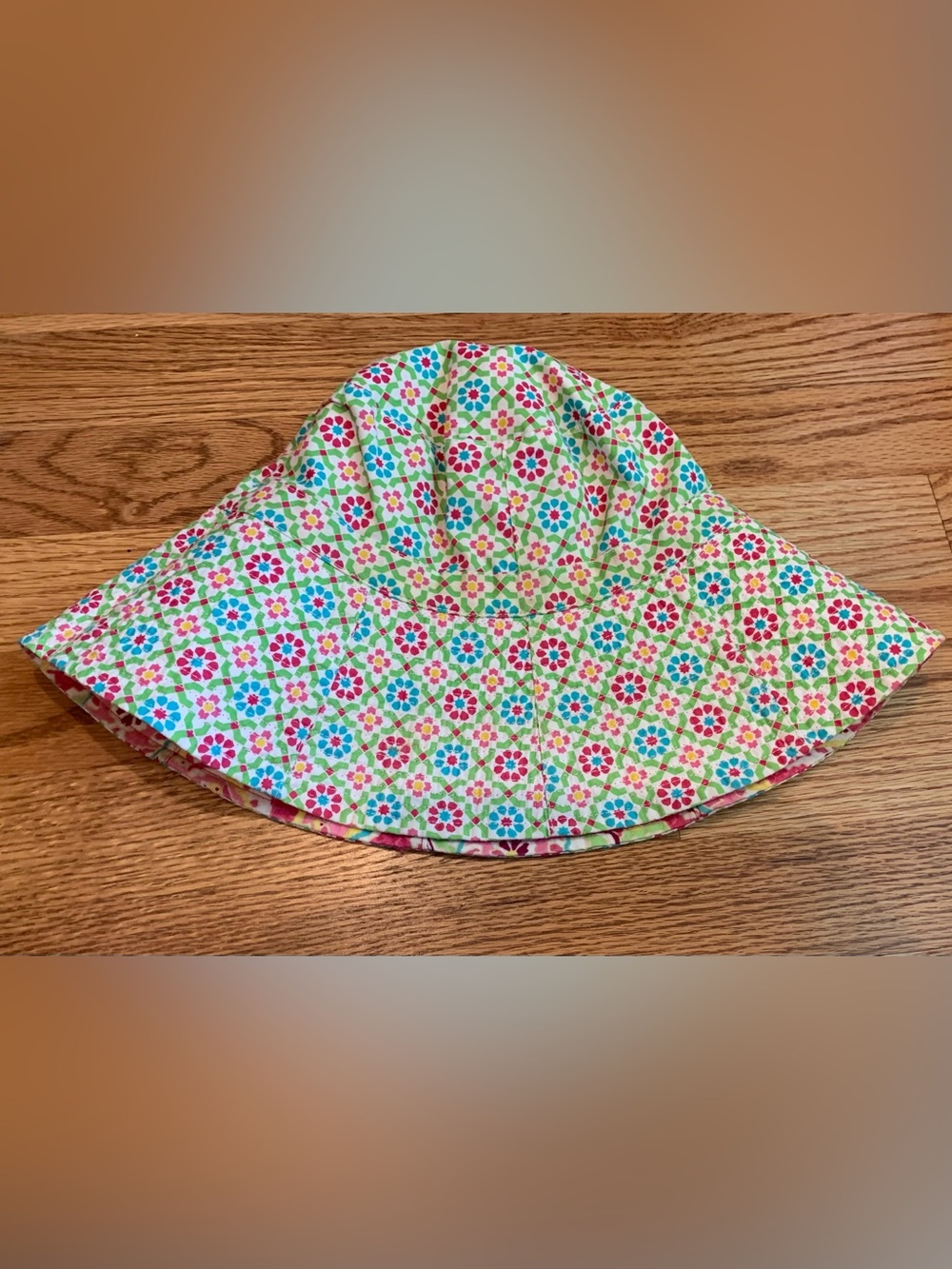 Vera Bradley Reversible Capri Melon Floral Bucket Sun Hat - Picture 4 of 4